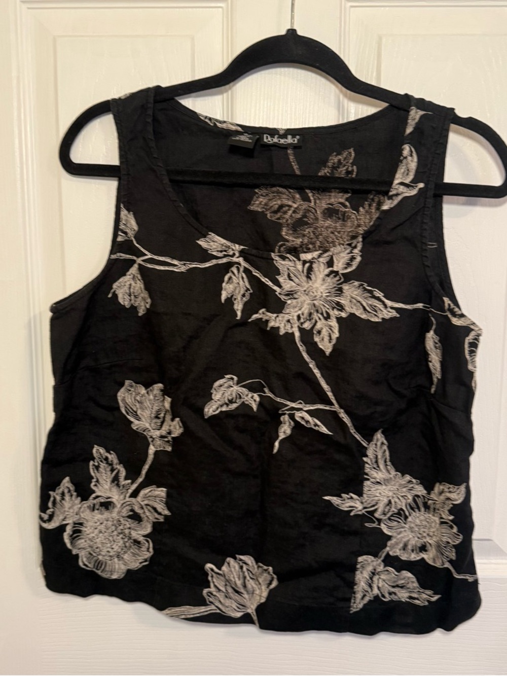 Linen Black Floral Sleeveless Top